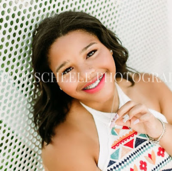 Meet your Posher, Kennedi - Picture 1 of 1